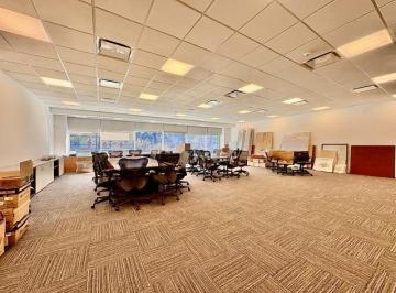 Oficina comercial · 180m² · 3 Cocheras · Oficina en Olivos Centro Empresarial Urbana