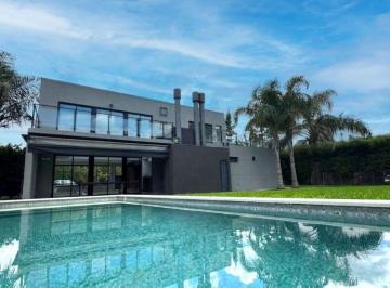 Casa de 4 ambientes, Esteban Echeverría · Casa en Venta en Canning con Piscina Barrio El Rocío