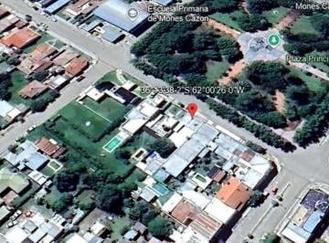 Casa · 250m² · 6 Ambientes · Casa en Venta - 5 Dorm. 3 Baños - Locales - 400 m² - Pehuajó