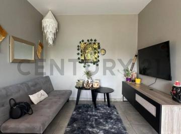 Casa · 50m² · 3 Ambientes · Se Alquila Casa en Barrio Semi Privado