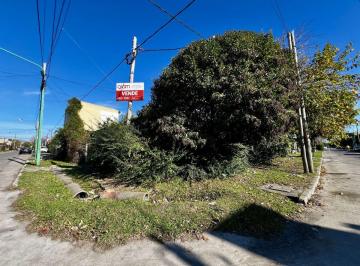 Terreno , Ensenada · Lote en Esquina con Casa a Demoler