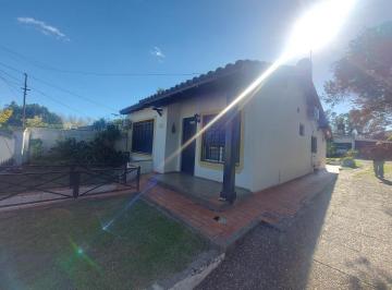 Casa · 100m² · 4 Ambientes · 2 Cocheras · Chalet en Una Planta