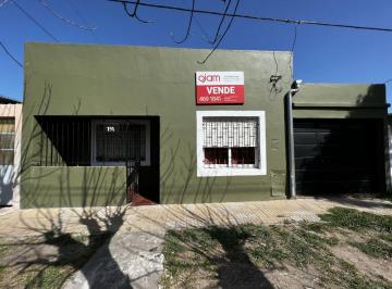 Casa de 4 ambientes, Ensenada · Vivienda de Dos Dorm.