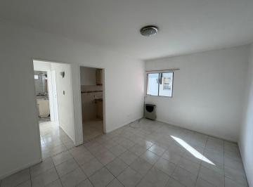 Departamento · 2 Ambientes · Departamento Dos Ambientes en Wilde en Alquiler