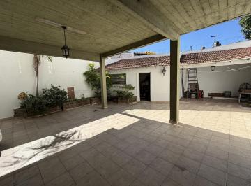 PH de 2 ambientes, Lanús · PH con Gran Patio en Venta en Lanús Este