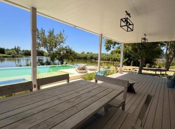 Casa · 1000m² · 3 Cocheras · Casa en Berisso