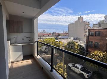 Departamento · 39m² · 1 Ambiente · Monoambiente en Venta - Excelente Ubicación - Calle 46 Entre 18 y 19 - La Plata