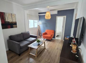 Departamento · 62m² · 2 Ambientes · Venta 2 Ambientes Reciclado con Dependencia, Balcón y Vista Lateral Al Mar