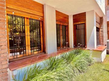 Departamento de 4 ambientes, Ciudad de Mendoza · Departamento en Venta Barrio Bombal Cdad Mendoza