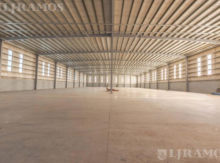 Depósito · 9375m²