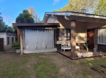 Casa · 124m² · 2 Dormitorios · 1 Cochera · Casa en Venta en Oportunidad con Gas Natural