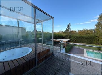 Casa · 1200m² · 5 Ambientes · 2 Cocheras · El Encuentro Alquiler