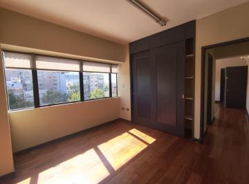 Departamento · 32m² · 2 Ambientes · 1 Cochera · Departamento// Oficina en Alquiler con Cochera