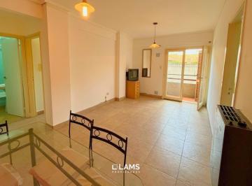 Departamento · 39m² · 2 Ambientes · 1 Cochera · Departamento en Venta - 2 Ambientes con Balcón Lateral y Cochera Cubierta - Zona Macrocentro