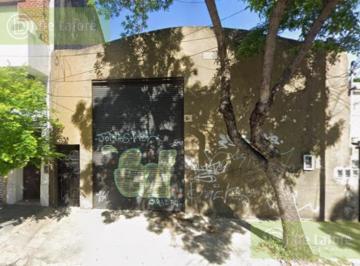 Bodega-Galpón · 220m² · Alquila - Galpon en Victoria Centro, Comercial E Industrial