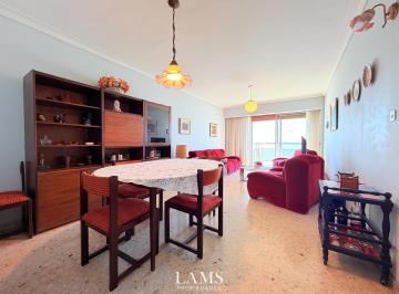 Departamento · 82m² · 3 Ambientes · 1 Cochera · Departamento en Venta - 3 Ambientes - Maral 27 - Playa Grande