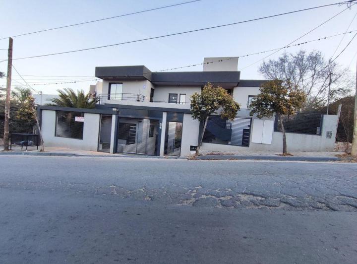 Departamento · 40m² · 2 Ambientes · 1 Cochera
