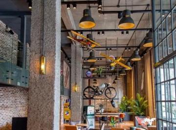 Departamento · 93m² · 2 Ambientes · Exclusivo Tríplex con Terrazas Propias en La Galerie de San Telmo. Soleado. Único!