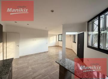 Departamento · 89m² · 3 Ambientes · 1 Cochera · Departamento Pb Tipo PH con Cochera - Barracas