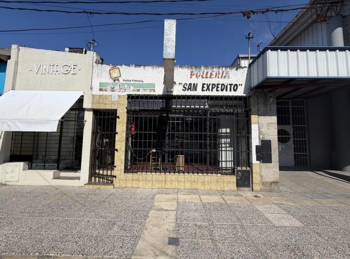 Local comercial · 50m² · 2 Ambientes