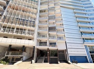Departamento · 126m² · 7 Ambientes · 1 Cochera · Venta - Depto 3 Dorm. Vista Al Río - Barrio Martin