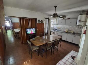 Casa · 3 Ambientes · Casa 2 Habitaciones en España Al 500, Pergamino, Buenos Aires