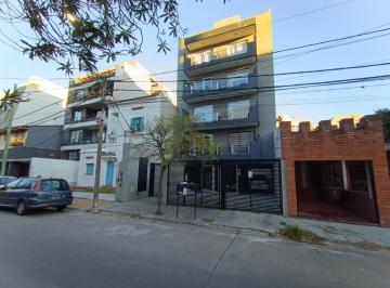 Departamento · 42m² · 2 Ambientes · 1 Cochera · Alquiler Departamento Castelar 2 Amb C/ Cochera