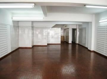 Local comercial · 110m² · 1 Ambiente · Oportunidad! Local Comercial Varios Rubros