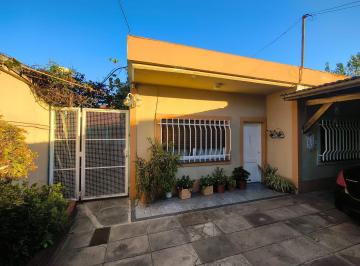 PH · 84m² · 3 Ambientes · 1 Cochera · PH en Venta
