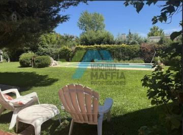 Casa · 150m² · 5 Ambientes · 3 Cocheras · Casa en Venta en El Recodo, Pilar, G. B. a. Zona Norte