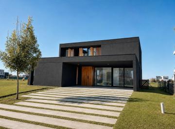 Casa · 261m² · 5 Ambientes · 2 Cocheras · Casa en Venta en Barrio Costas, Puertos, Escobar, G. B. a. Zona Norte