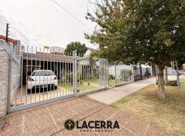 Casa · 159m² · 4 Ambientes · 2 Cocheras · Casa 4 Ambientes con Gran Parque en San Andrés