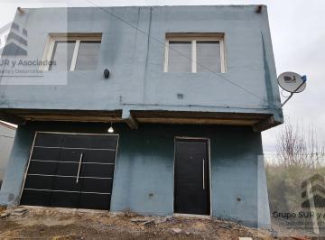 Casa · 192m² · 5 Ambientes · 1 Cochera · Venta \casa 4 Dorm. \loteo Nueva Era \cinco Saltos