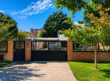 Casa · 100m² · 2 Dormitorios · 4 Cocheras · Chalet 3 Amb Atlantida Santa Clara del Mar