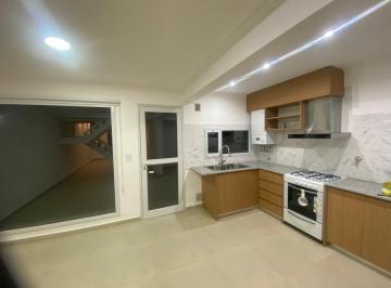 Casa de 6 ambientes, Neuquén · Espectacular Dúplex a Estrenar en Alquiler de 3 Dorm.