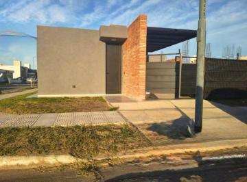 Casa de 4 ambientes, Córdoba · Vendo Duplex de 2 Dorm en Colinas de Manantiales Todo Planta Baja