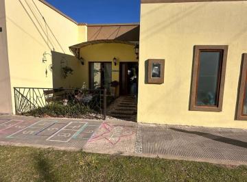 Casa de 4 ambientes, Magdalena · Oportunidad! Casa en Venta - Magdalena