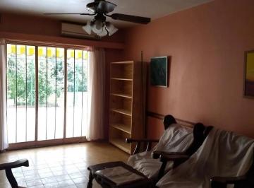 Departamento · 85m² · 4 Ambientes · Departamento en Venta - 3 Dorm. 2 Baños - 214 m² - Flores Norte
