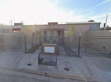 Casa · 90m² · 4 Ambientes · 1 Cochera · Venta Casa 2 Dorm. \ Copihue 3900 - Plottier - Neuquén - Apta Crédito