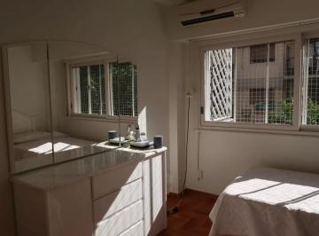 Departamento · 65m² · 3 Ambientes · Departamento en Venta - 2 Dorm. 1 Baño - 72 m² - Floresta
