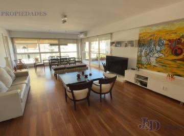 Departamento · 146m² · 4 Ambientes · 1 Cochera · Cuatro Ambientes de Categoría Elegantemente Amoblado, con Dependencia y Cochera