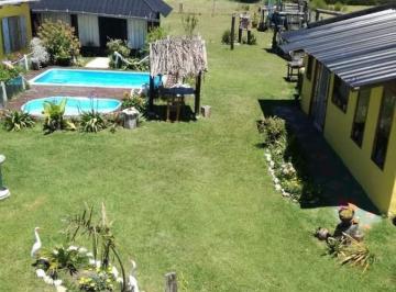 Edificio · 300m² · 5 Ambientes · Cinco Cabañas en Venta - 5 Dorm. 5 Baños - 2000 m² - El Marquesado