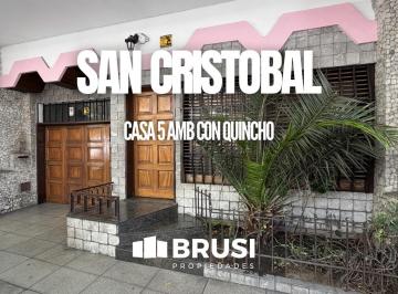 Casa · 228m² · 6 Ambientes · 3 Cocheras · Venta Casa 5 Dorm. con Quincho - Financiacion Directa - San Cristobal - Caba