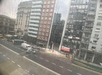 Oficina comercial de 5 ambientes, Retiro · Oficina - Estudio 4 Amb. a La Calle, en Inmejorable Zona