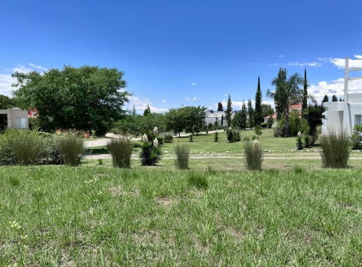 Terreno · 2283m²