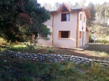 Casa · 80m² · 3 Ambientes · Casa en Venta - 2 Dorm. 1 Baño - Cochera - 650 m² - El Bolsón, Río Negro