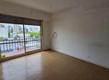 Departamento · 38m² · 2 Ambientes · Alquiler Depto 2 Amb con Balcon Quilmes