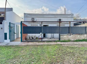 PH · 45m² · 2 Ambientes · Departamento en PH Planta Baja Pasillo, Reciclado