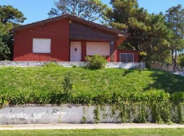 Casa · 79m² · 4 Ambientes · Casa en PH en Venta Villa Gesell 4 Ambientes