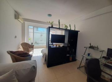 Departamento · 40m² · 1 Ambiente · Alquiler Monoambiente de Categoria Dessau VI